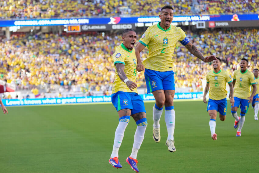 Jogadores do Brasil comemoram gol na Copa Amrica 2024